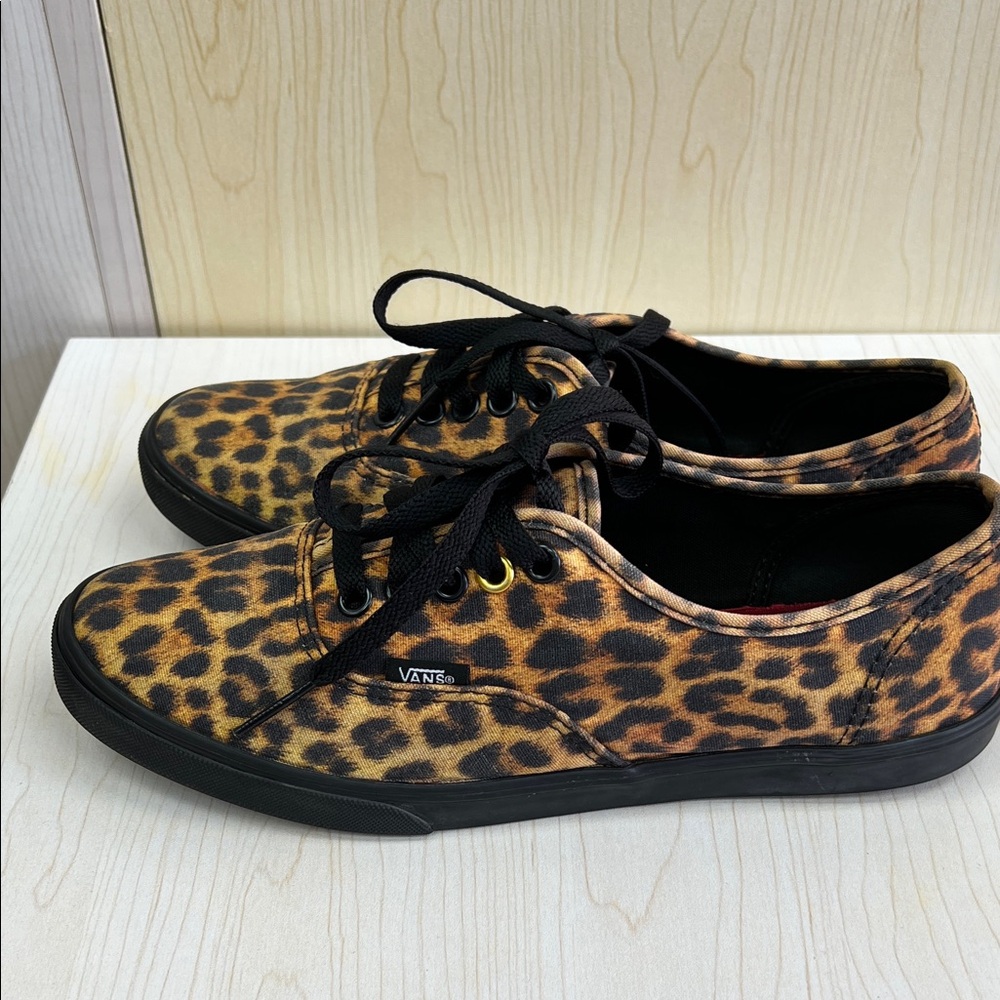 Vans Leopard Print - image 3